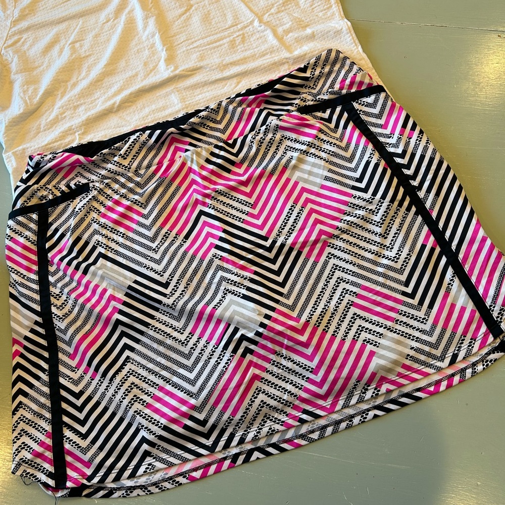 Tail White Label Golf Tennis Skort and free top XXL